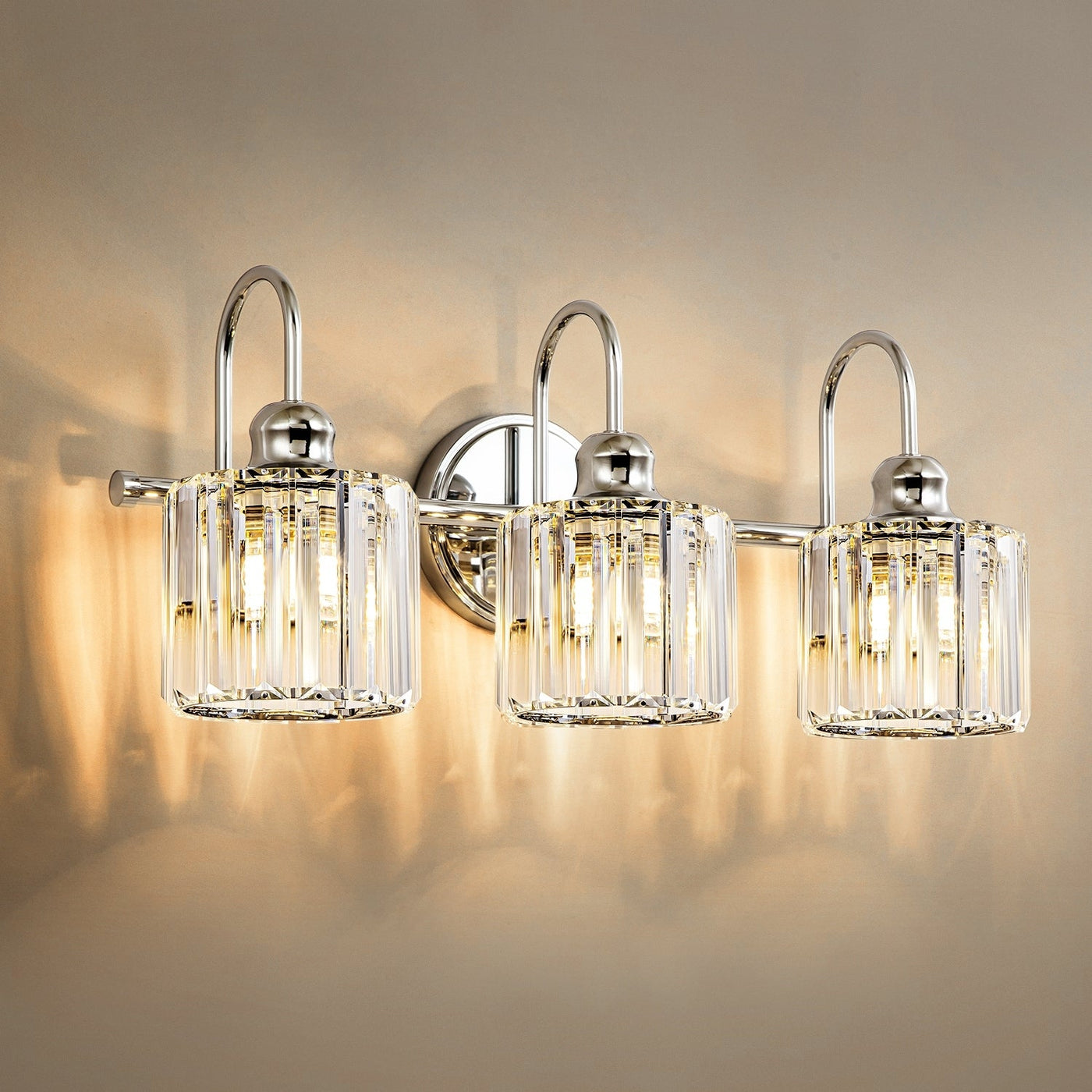 Applique murale de salle de bain moderne à 3/4 lumières, en cristal, à intensité variable, style glamour, linéaire, au-dessus du miroir
