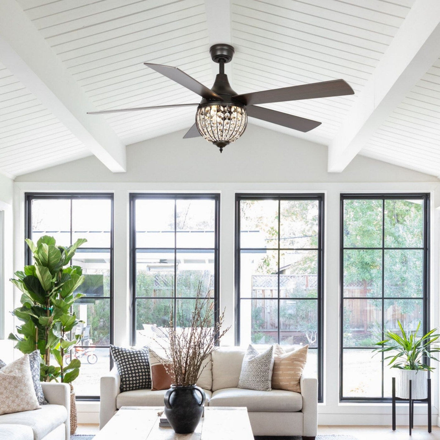 Ventilateur de plafond industriel en bois noir à 5 pales en cristal avec télécommande