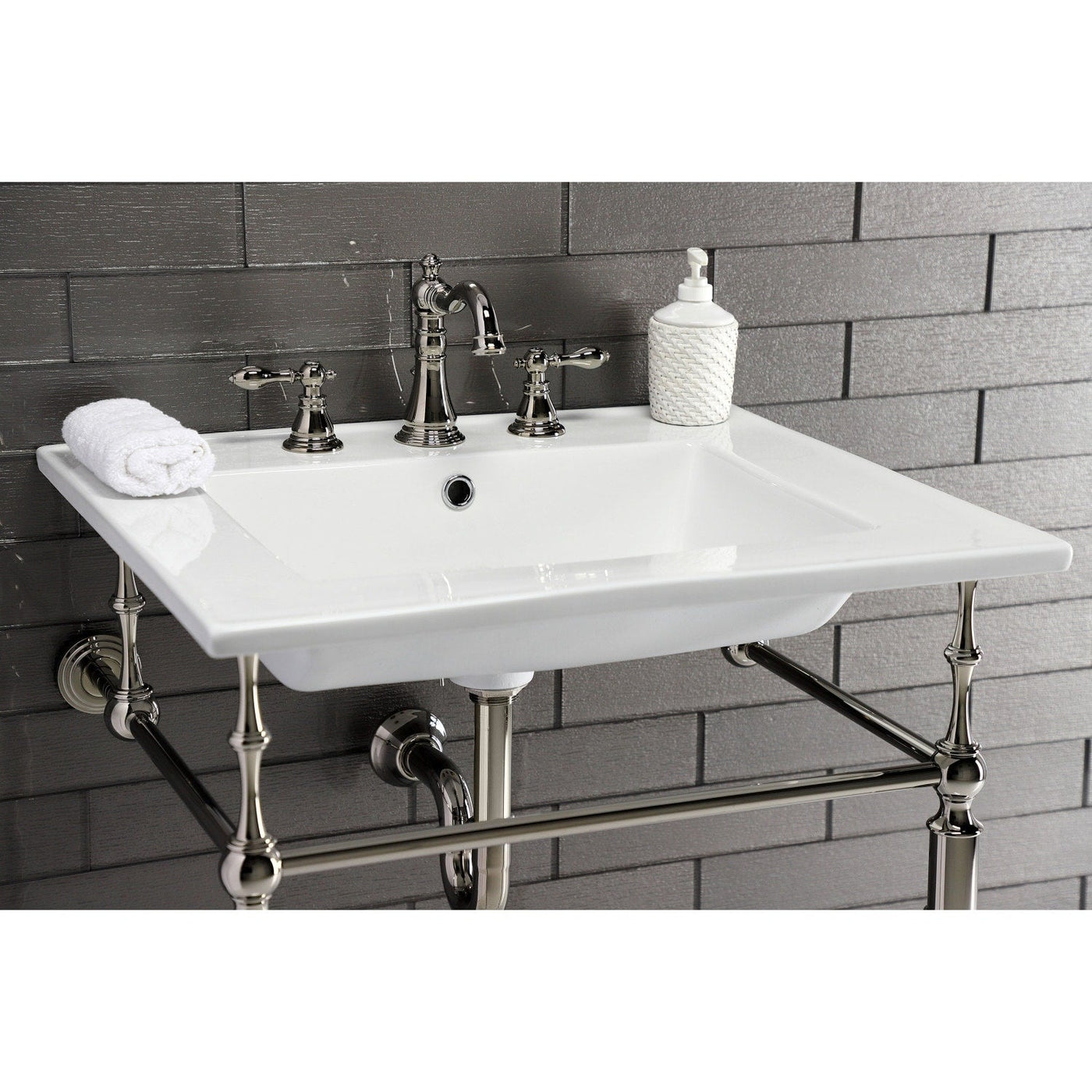 Robinet de salle de bain classique américain à large diffusion