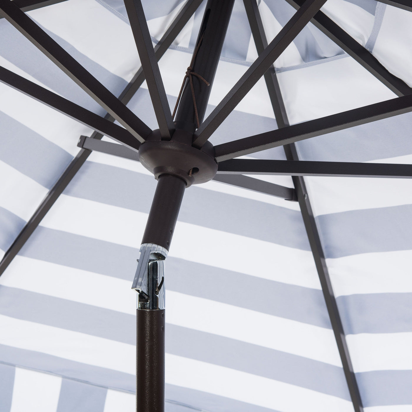 Parasol rond d'extérieur SAFAVIEH Fashion Line de 11 pieds
